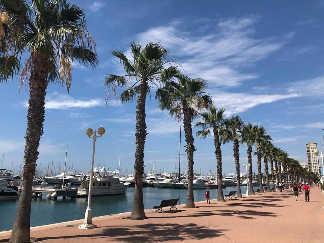 アリカンテApartamento Casaturis Con Vistas A La Playa Del Postiguet A103アパートメント エクステリア 写真